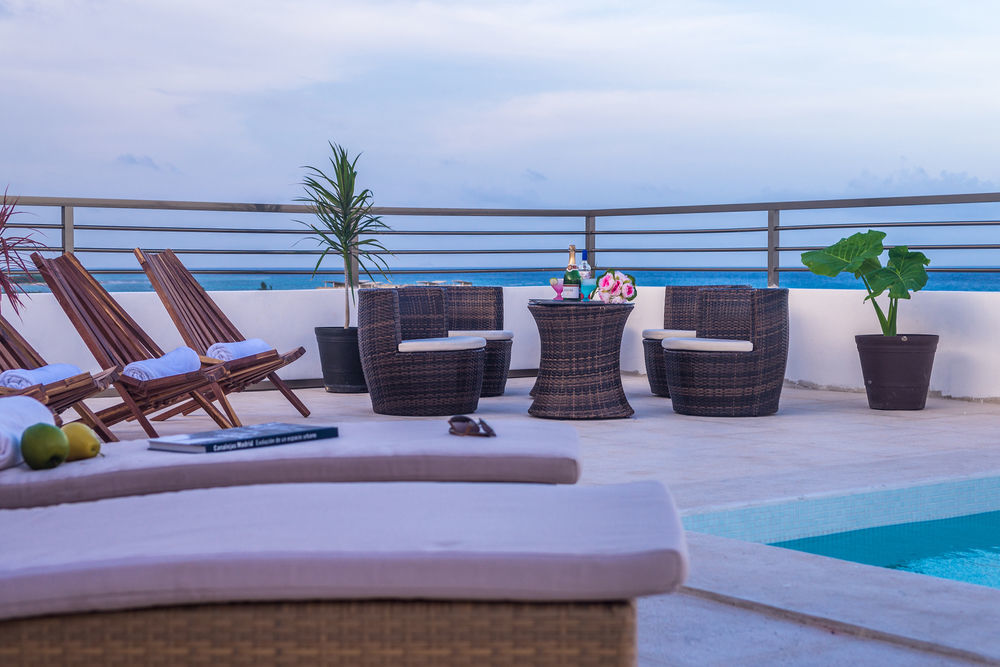 La Playa Condo Playa del Carmen Exteriör bild