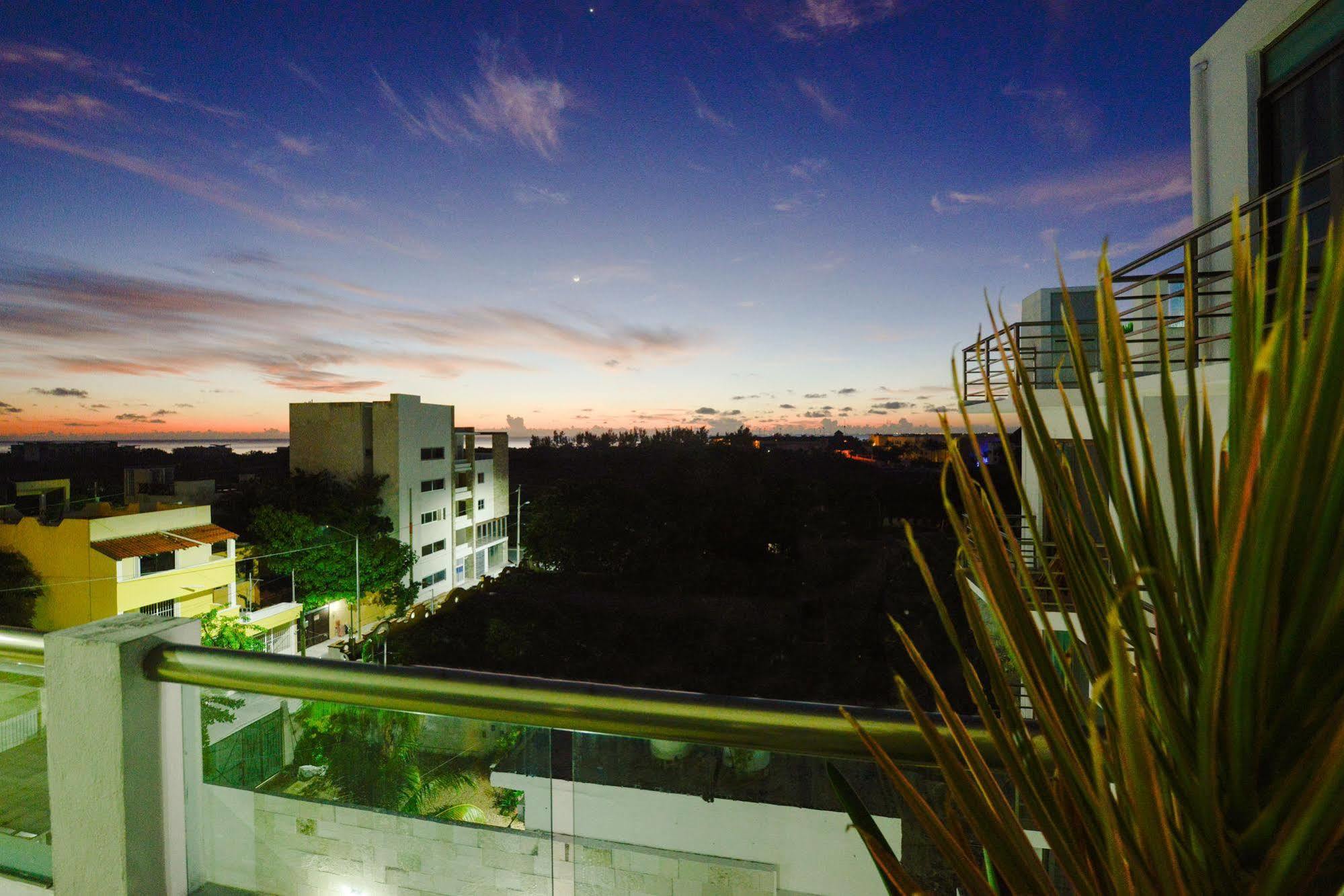 La Playa Condo Playa del Carmen Exteriör bild